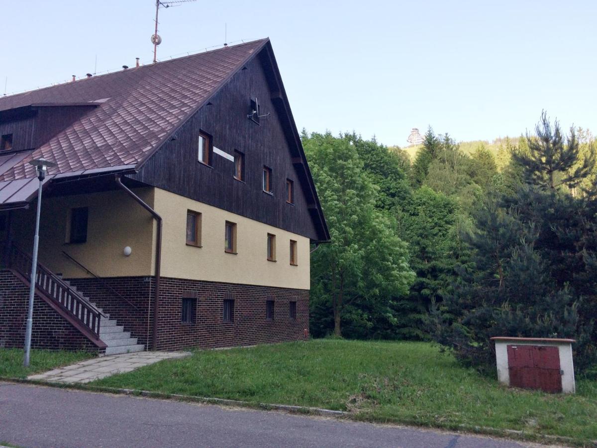 Apartman V Zeleni Долни-Морава Экстерьер фото